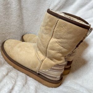 UGG classic short serape beige boots size women’s 7